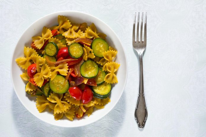 Pasta zucchine e pancetta