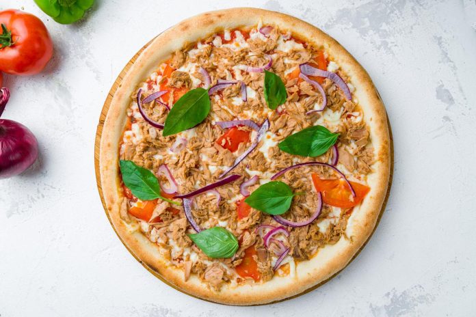Pizza tonno e cipolla